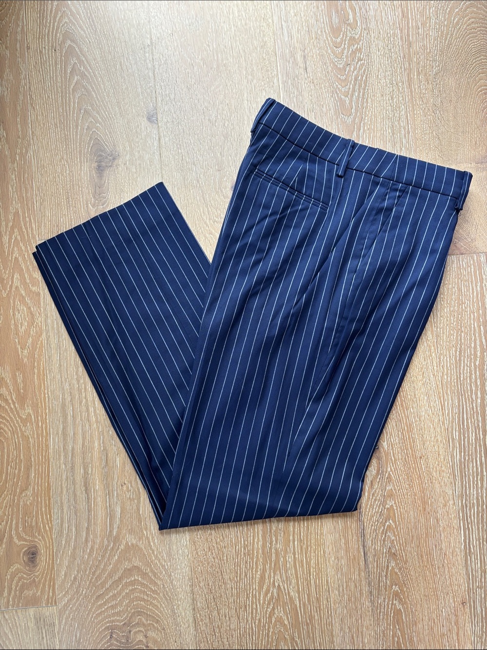 J Crew Collection Navy Pinstripe Women’s Suit Pants, size 8.